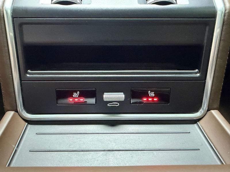 Porsche Panamera GTS 338KW SPORT TURISMO, BOSE, - fotka 25 z 28