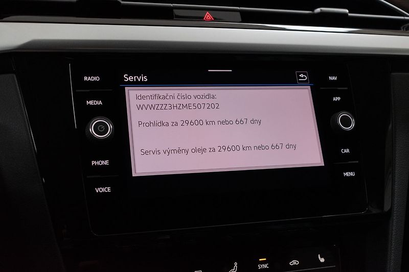 Volkswagen Arteon Shooting Brake 1.5 TSI ELEGANCE*DPH*ČR 1.MAJ* - fotka 29 z 35