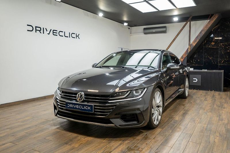 Volkswagen Arteon 2.0 TDI R-Line 140 kW - fotka 1 z 34