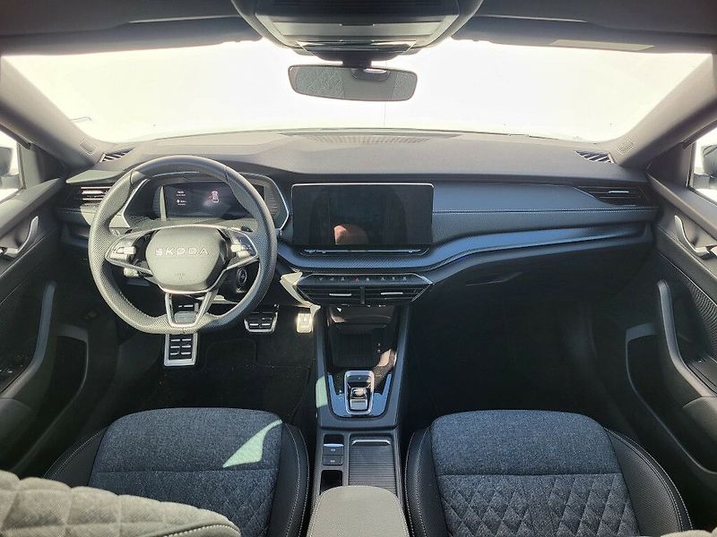 Škoda Octavia Sportline 1,5TSI 110kW - fotka 7 z 34