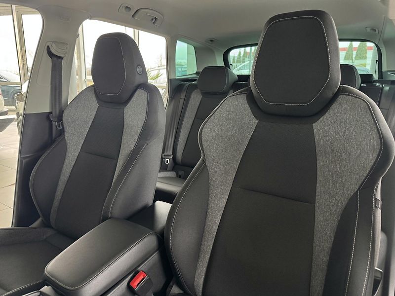 Škoda Karoq 2,0TDI 140kW*4x4*DSG*Drive125 - fotka 13 z 33