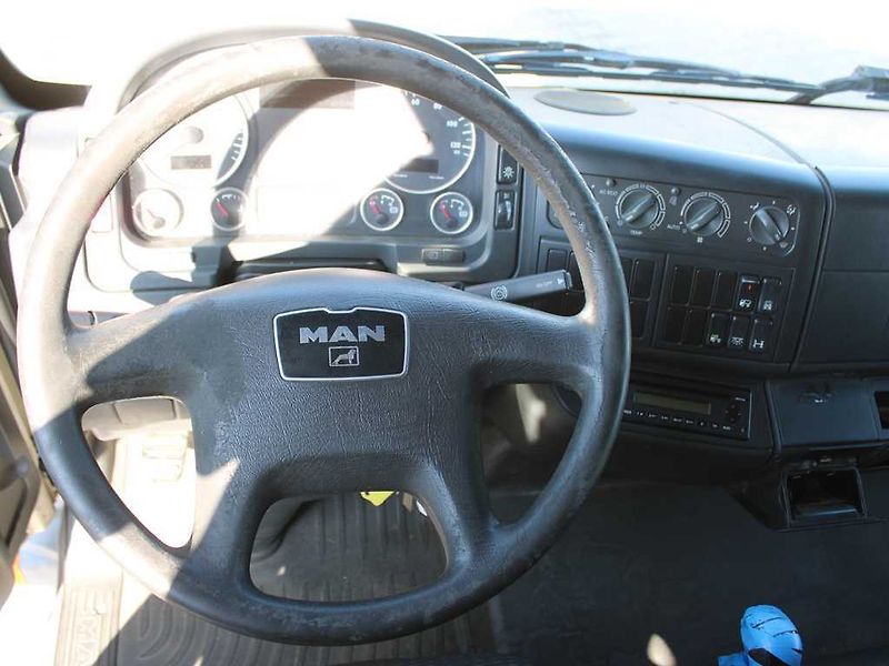 MAN TGL 8.180, EURO 5, HYDRAULICKÉ ČEL - fotka 11 z 21