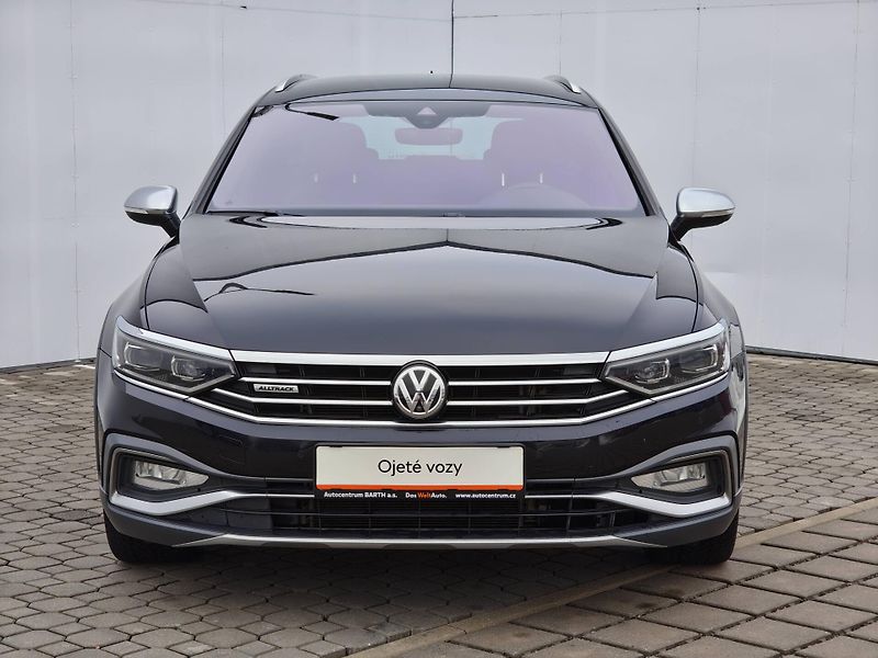 Volkswagen Passat Alltrack 7DSG 4Motion 2,0TSi - fotka 4 z 26