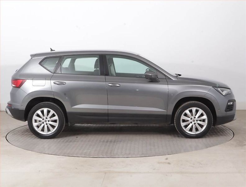 Seat Ateca (2023) Style 1.5 TSI - fotka 6 z 15