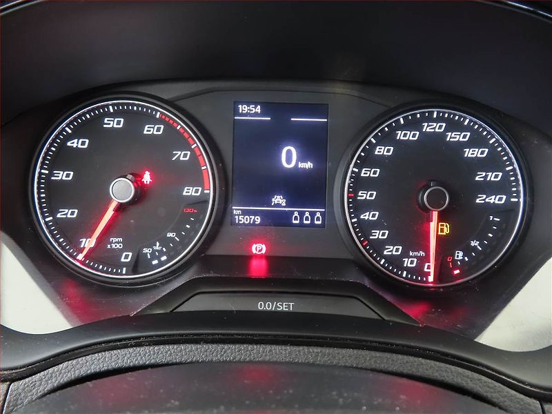 Seat Arona (2020) Xperience 1.0 TSI, ČR,1.maj - fotka 11 z 15