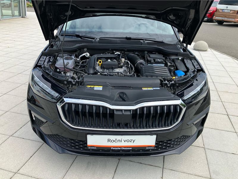 Škoda Scala 1.0 TSI 85kW TOP SELECTION DSG - fotka 29 z 30