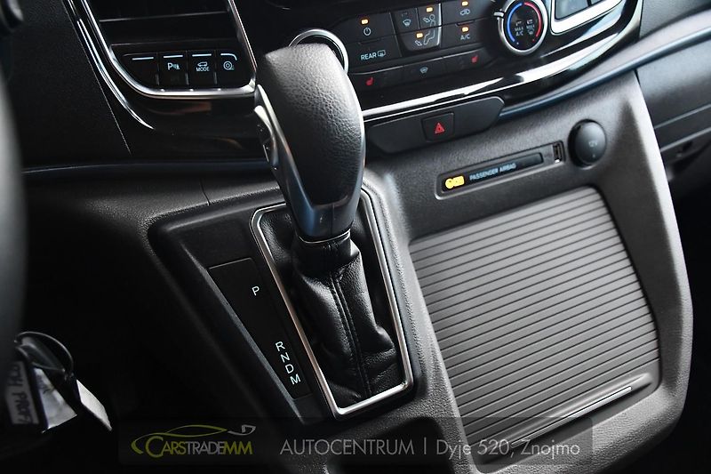 Ford Tourneo Custom 2.0EcoBlue 8MÍST ACTIVE ZÁRUKA - fotka 34 z 50