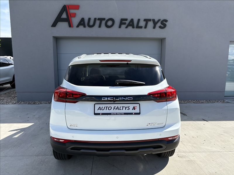 BAIC X3 (2025) 1,5 T 110 KW AUTOMAT LED ŠÍBR - fotka 6 z 24