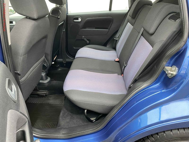 Ford Fusion (2009) 1.4i, ČR, AC - fotka 10 z 16