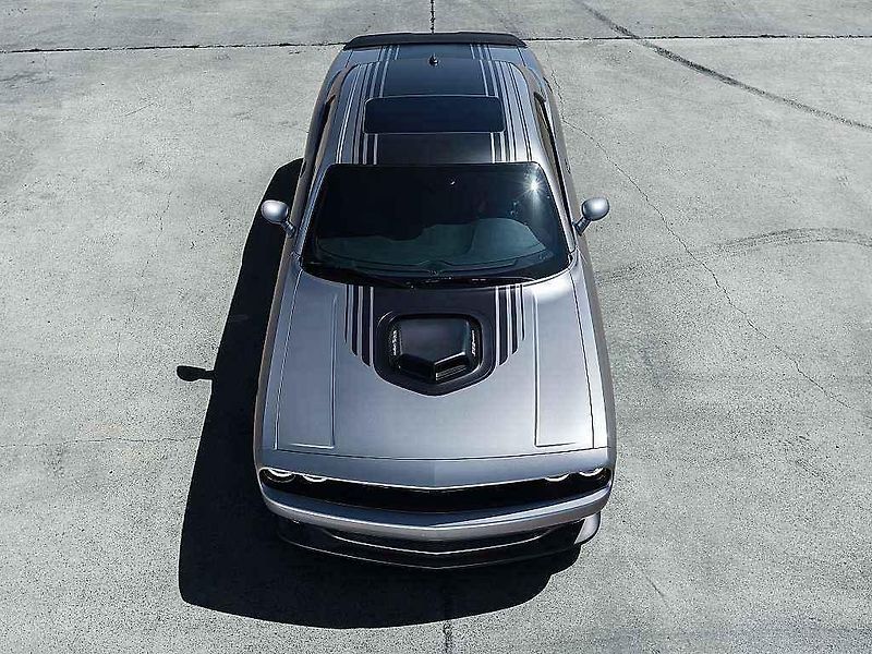 Dodge Challenger.