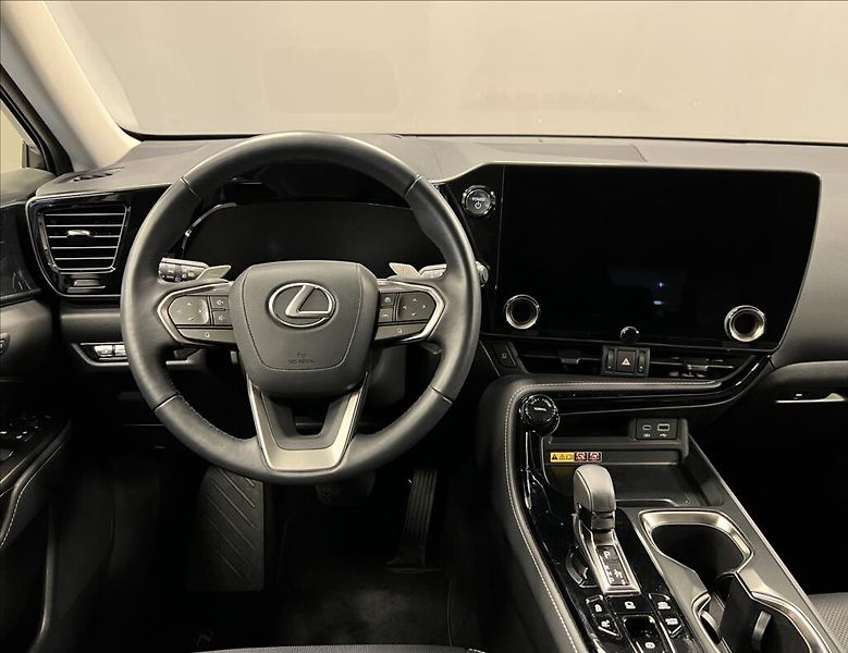 Lexus NX 450h plus 450H+ 2,5 PHEV PRESTIGE - fotka 5 z 18