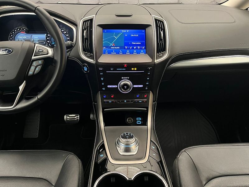 Ford Galaxy 2.5 HEV VIGNALE LED 7míst - fotka 15 z 77