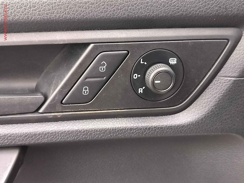 Volkswagen Caddy (2020) 2.0TDi WÜRTH, navi, +kola - fotka 20 z 24