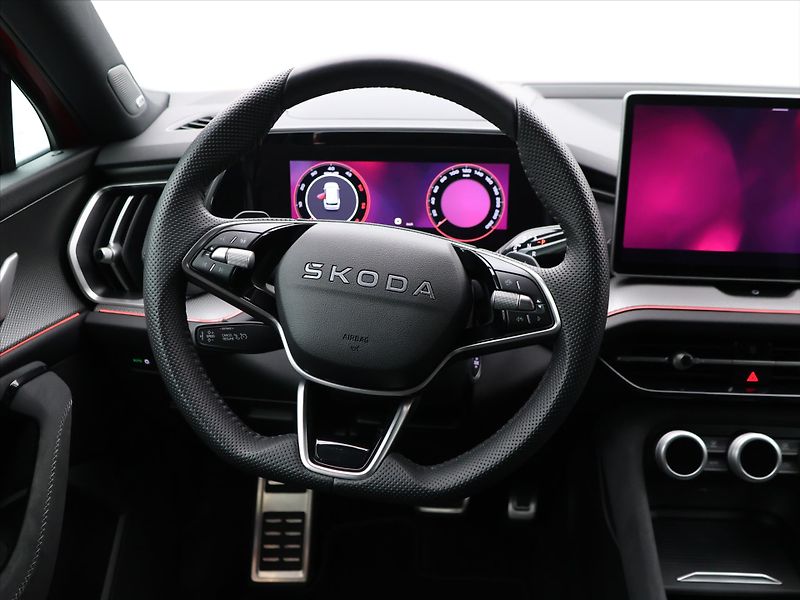 Škoda Kodiaq 2,0 TDI DSG 4x4 Sportline CZ - fotka 16 z 34