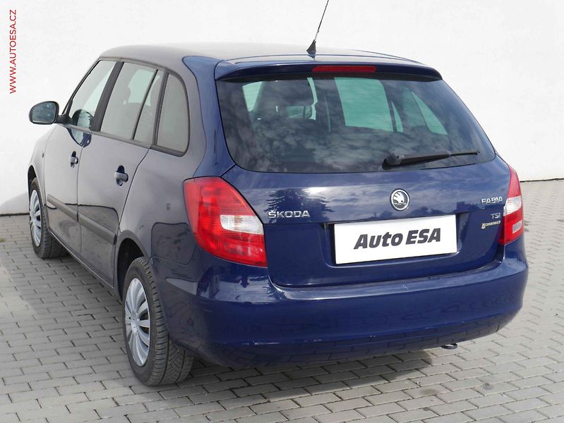 Škoda Fabia (2013) 1.2 TSi, ČR, Ambition, AC - fotka 6 z 15