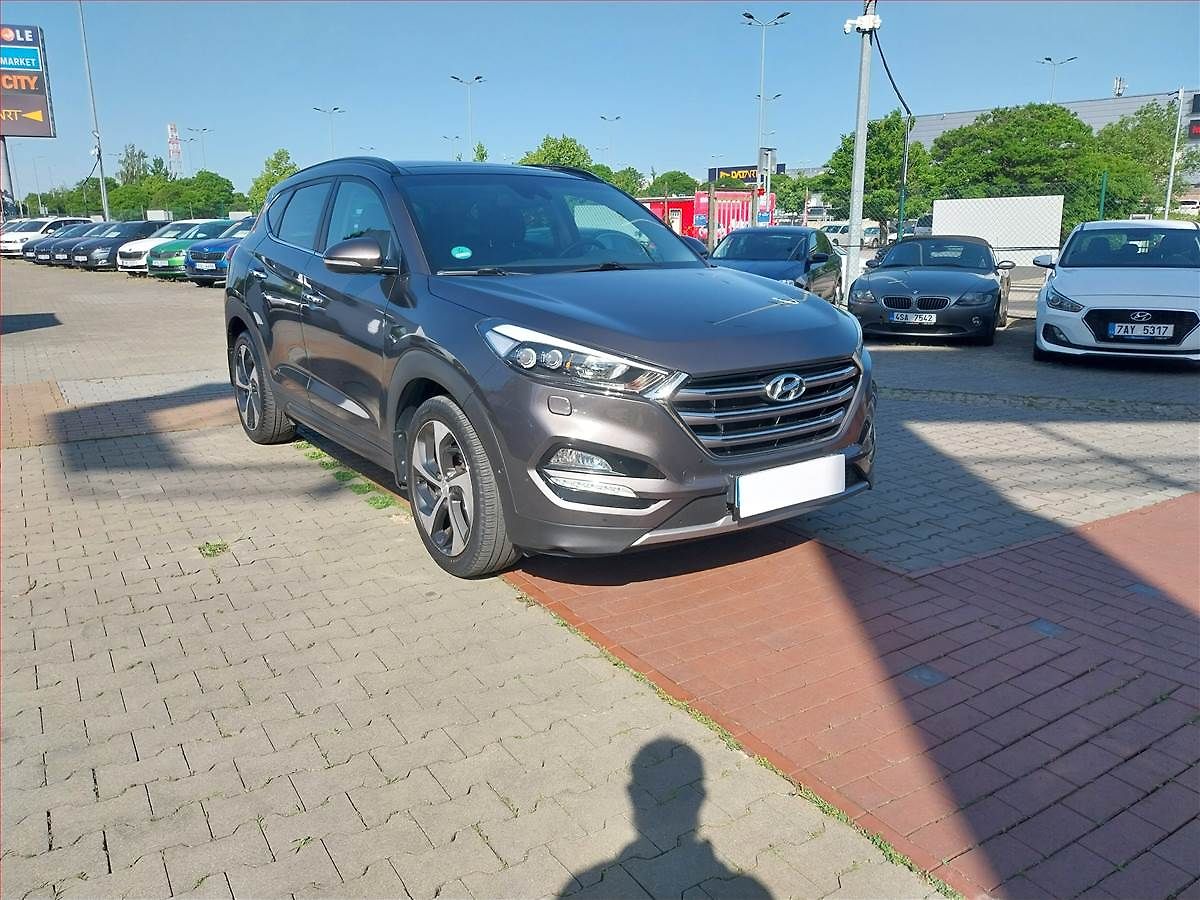 Hyundai Tucson 2.0 CRDi, 4X4, Automat, Kůže