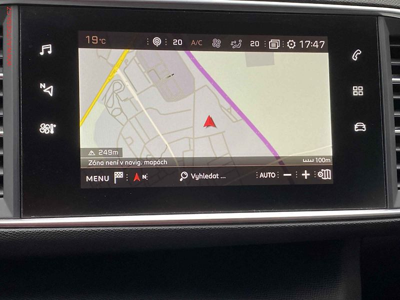 Peugeot 308 (2018) 1.2 PT, Allure, navi - fotka 15 z 16