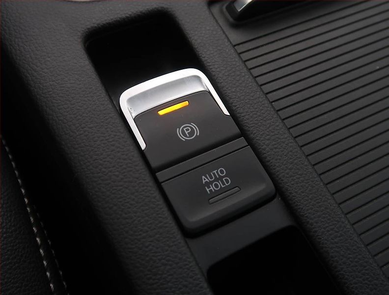 Volkswagen Passat (2016) Highline 2.0 TDI, Automat - fotka 18 z 21