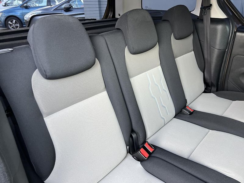 Peugeot Partner Tepee 1.6i KLIMA KOUPENO V ČR 1.MAJ. - fotka 23 z 37
