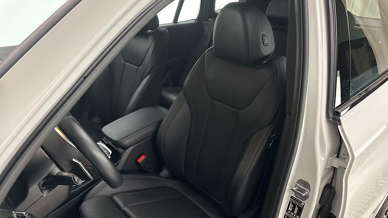 BMW X3 20d AUT xDrive M-sport - fotka 15 z 26