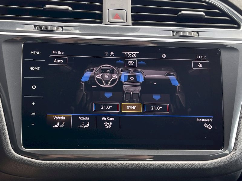 Volkswagen Tiguan Allspace (2023) R-Line 2.0 TSI 140 kW 4MOTION - fotka 20 z 35