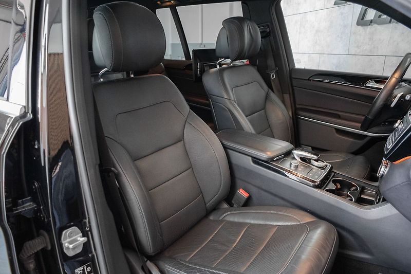 Mercedes-Benz GLS 500 4MAT*AMG*AIR* REZERVACE - fotka 14 z 65