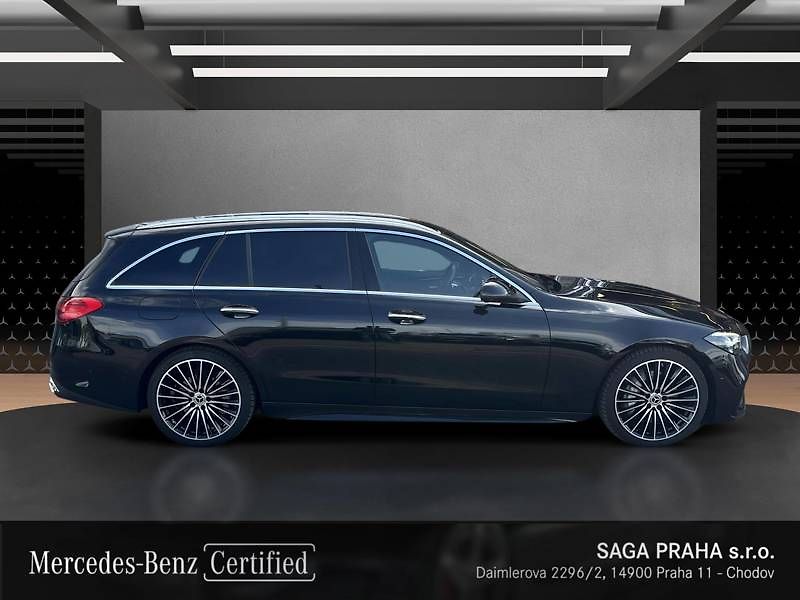 Mercedes-Benz Třídy C 220d 4MATIC AMG Style Edition - fotka 3 z 18