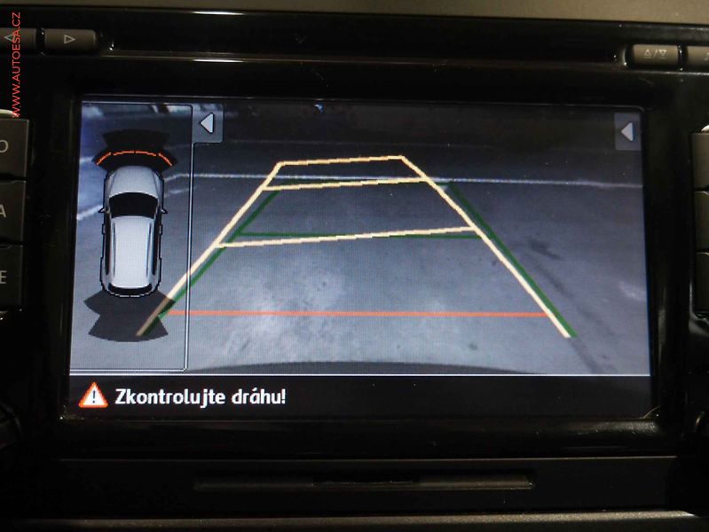 Volkswagen Tiguan (2011) 2.0TDi 4x4, ČR, Klima - fotka 21 z 22