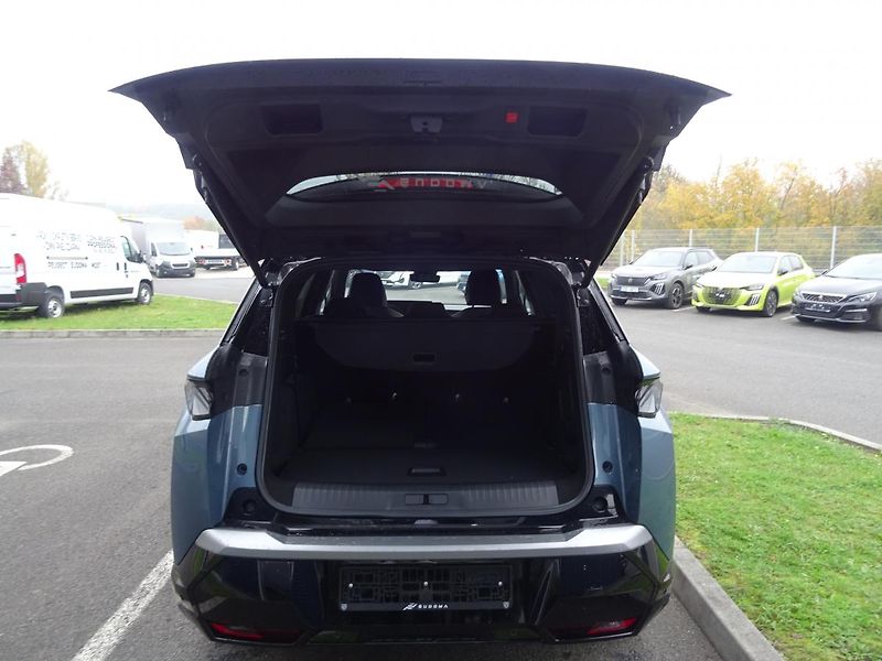 Peugeot 5008 (2024) e-GT 157 kW/210k (Bat. 73kWh) - fotka 49 z 60