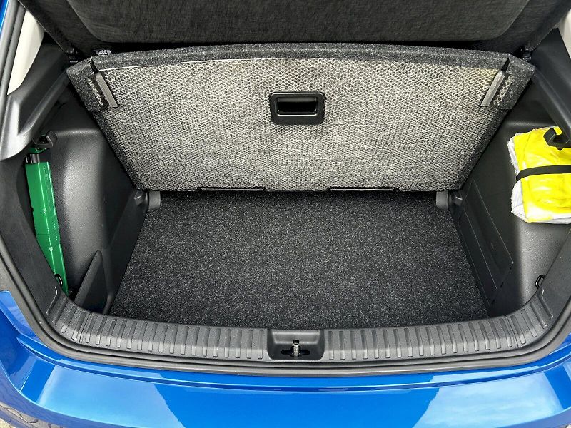 Škoda Fabia (2024) 1.0 TSI 85kW MP6 Top Selection - fotka 31 z 35