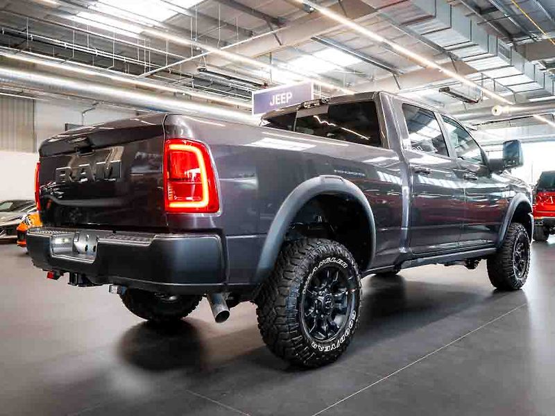 Dodge RAM (2026) 6.4 2500 Power Wagon 2026 - fotka 5 z 39