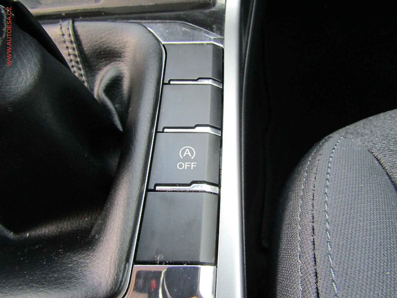 SsangYong Korando (2023) 1.5T-GDi 4x4, 1.maj,ČR, LED - fotka 23 z 24