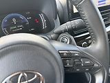 Toyota Yaris Cross 1.5 HSD e-CVT Style AWD - náhled 17