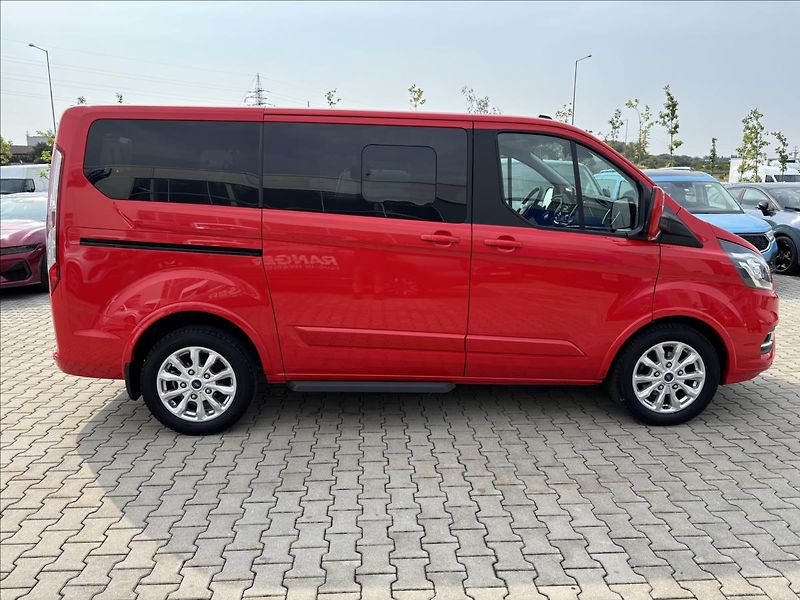 Ford Tourneo Custom 2,0 EcoBlue 125Wk Titanium L1 - fotka 6 z 37