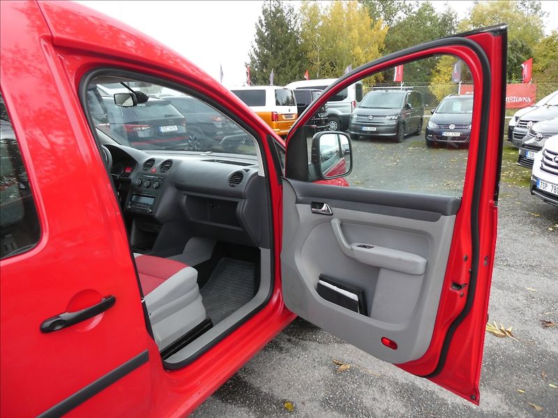 Volkswagen Caddy 1,4 i 59kW závěs, LIFE - fotka 20 z 35