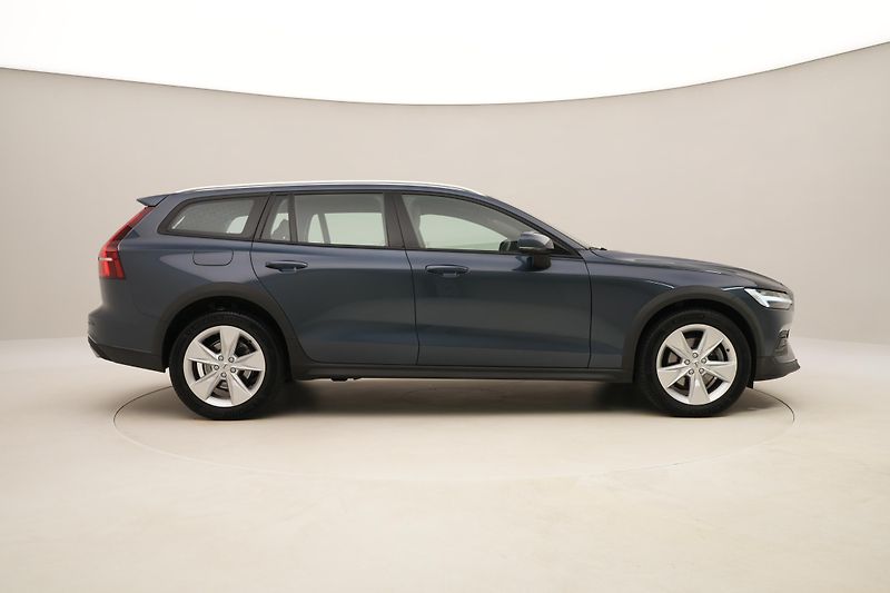 Volvo V60 CC B4 AWD BRIGHT PLUS AUT  - fotka 14 z 41