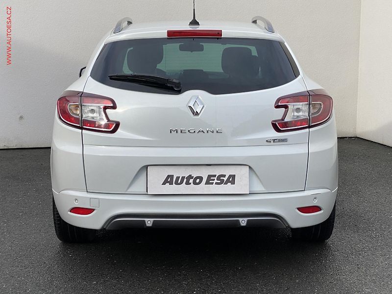 Renault Mégane (2014) 2.0 T, GT, navi, kamera - fotka 5 z 20