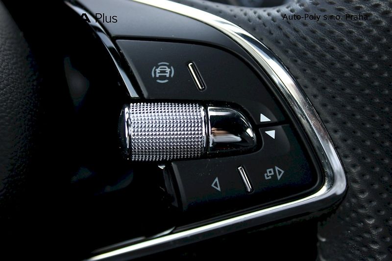Škoda Superb (2024) Combi SportLine 2.0 TDI 110 kw - fotka 14 z 25
