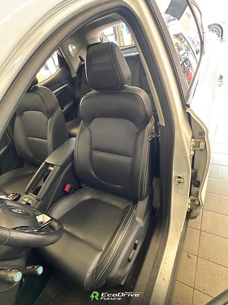 MG ZS (2021) 44,5 kWh, FWD (143 koní) - fotka 11 z 13