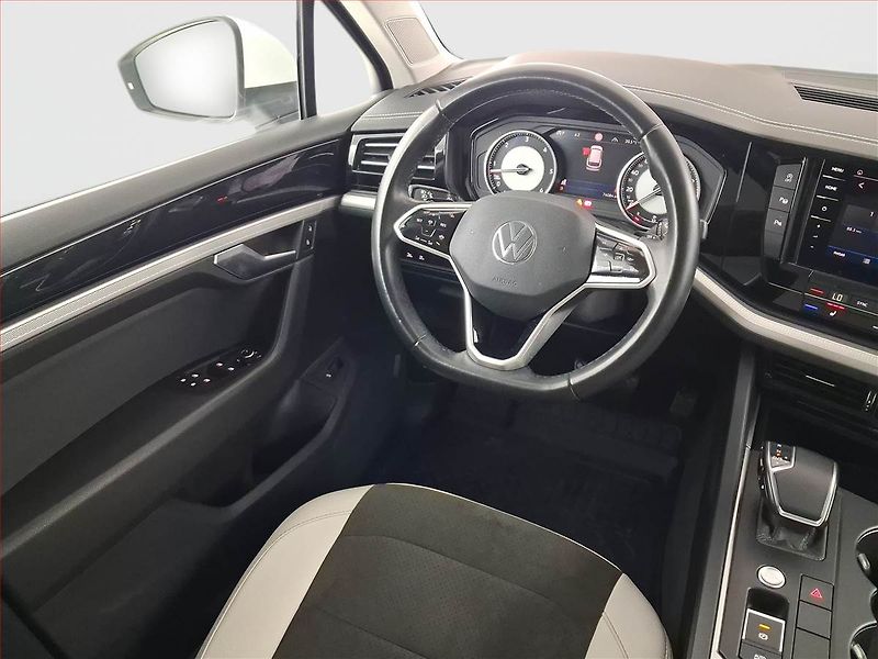 Volkswagen Touareg (2020) 3.0 TDI - fotka 7 z 21