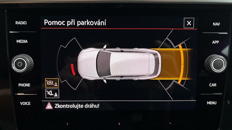 Volkswagen Arteon 1.4 TSI PHEV DSG R-Line Shooti - fotka 12 z 32