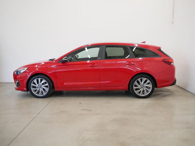 Hyundai i30 - fotka 3 z 24