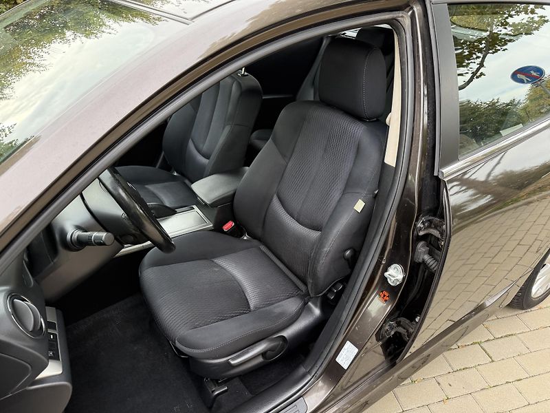 Mazda 6 1.8 Active - fotka 20 z 33