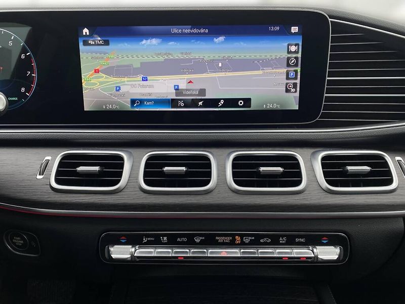 Mercedes-Benz GLE (2022) 450 4M - fotka 14 z 29