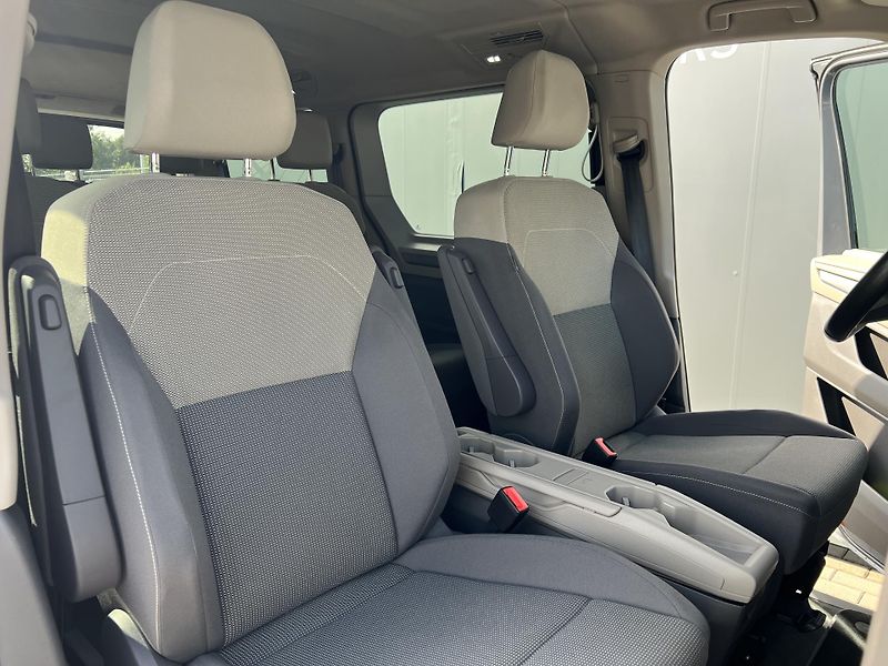 Volkswagen Multivan (2024) 2,0TDi 110kW BULLI DSG - fotka 38 z 44