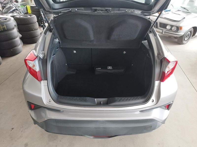 Toyota C-HR (2017) 1,2I,85KW,AUTOMAT,4X4,ALU,LED - fotka 11 z 34
