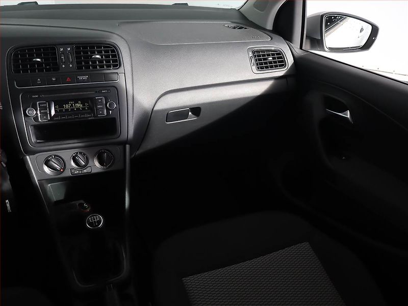 Volkswagen Polo (2011) 1.2 12V, Tempomat - fotka 8 z 16