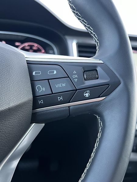 Seat Ateca 2.0TDI DSG 4x4 Xperience TZDPH - fotka 12 z 27
