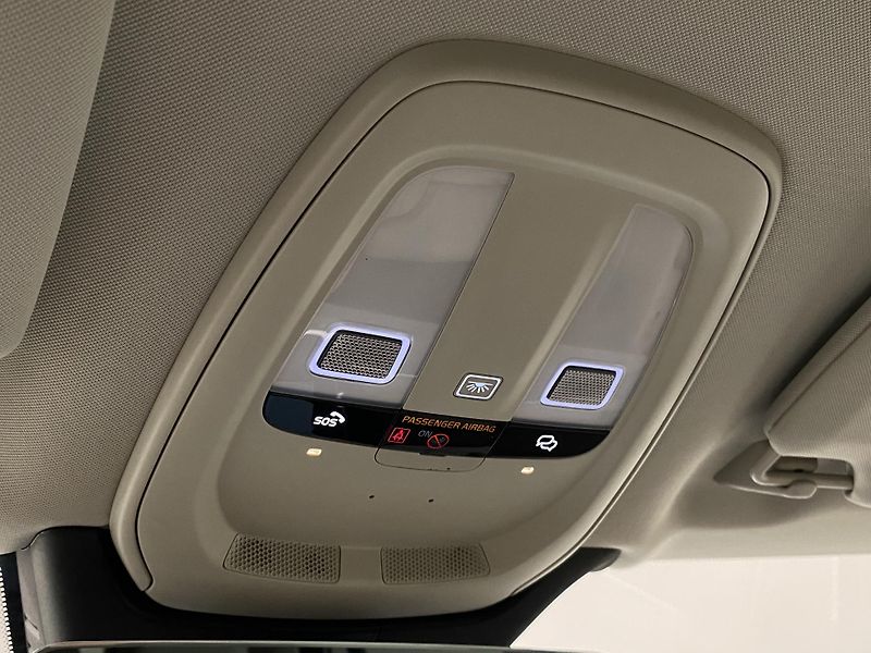 Volvo XC90 (2025) T8 AWD RECHARGE BRIGHT PLUS 7m - fotka 39 z 75