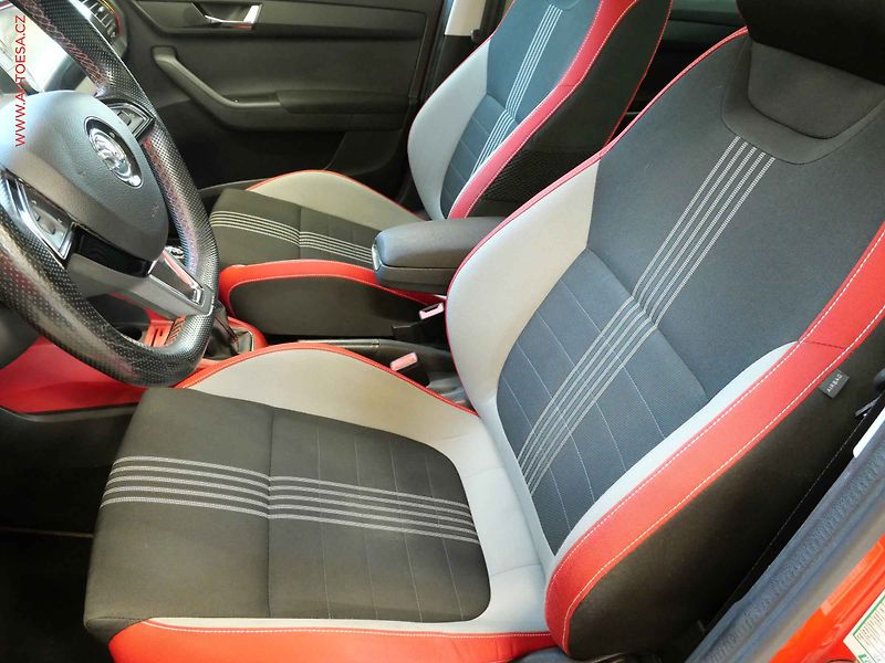 Škoda Fabia (2016) 1.2 TSI, ČR, Xenon, panor. - fotka 9 z 13